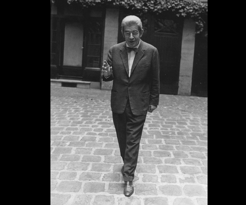 Older Lacan walking